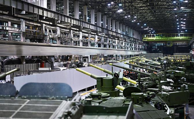 Новые санкции ЕС затронули крупнейшего производителя танков в России