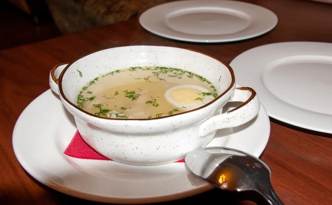 Врач назвала блюдо, снимающее воспаление при простуде