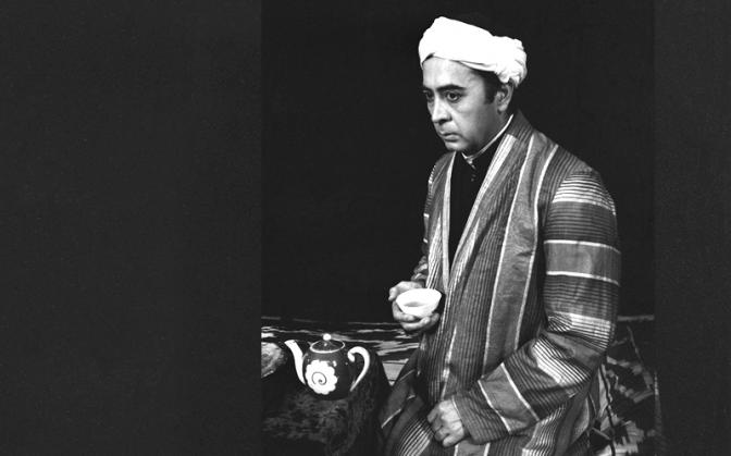 На фото: роль Фазылходжи в спектакле "Заря революции" исполнил народный артист Узбекской ССР лауреат Государственной премии СССР Якуб Ахмедов, 1977 год.