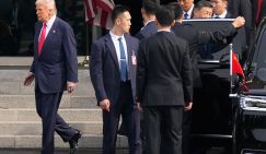 Бежал с позором и в гневе: Что заставило Трампа спешно покинуть Юго-Восточную Азию