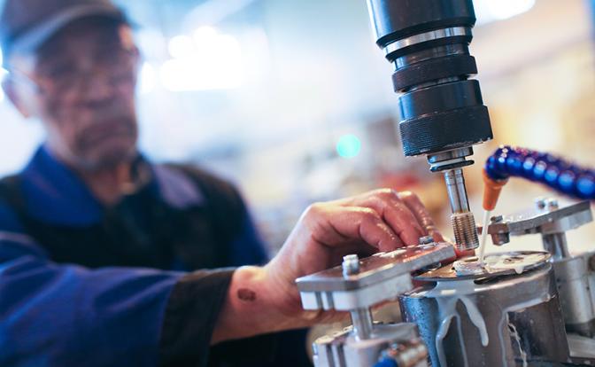 Ветераны, к станку! «Эпоха работающих пенсионеров» – так хорошо это или плохо?