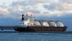 «Надо гадить»: Британия продолжает заниматься любимым делом, строя козни на пути СПГ