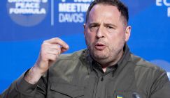 Ермак высказался о роли Зеленского в коррупционном скандале на Украине