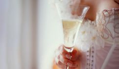 Врач поставил точку в вопросе связи алкоголя с развитием рака