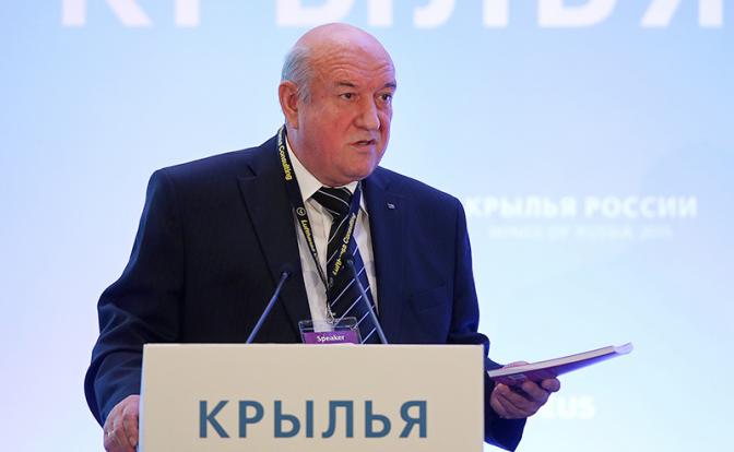 На фото: президент Российской ассоциации эксплуатантов воздушного транспорта (АЭВТ) Владимир Тасун на международном авиационном форуме "Крылья России", 2015 год.