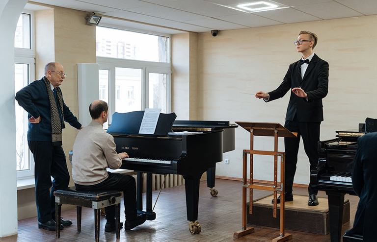 На фото: образовательная программа для продвижения молодых музыкантов в области академического искусства в Ростове-на-Дону