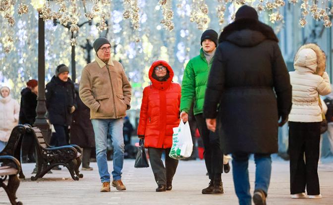 На новогодних каникулах будет работать каждый третий россиянин