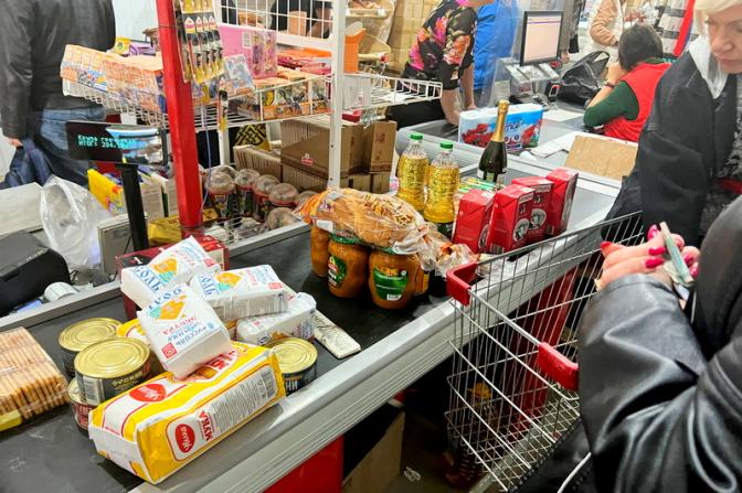 Россияне переходят на наличный расчет