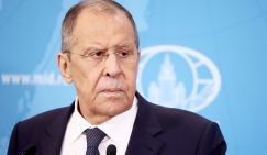 Лавров напомнил Парижу, как СССР помог французам избавиться от позора