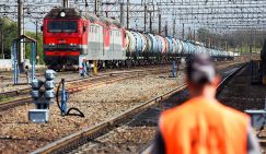 Российская «железка» умчалась не туда: РЖД накопила сумасшедшие долги. Оплатят пассажиры?