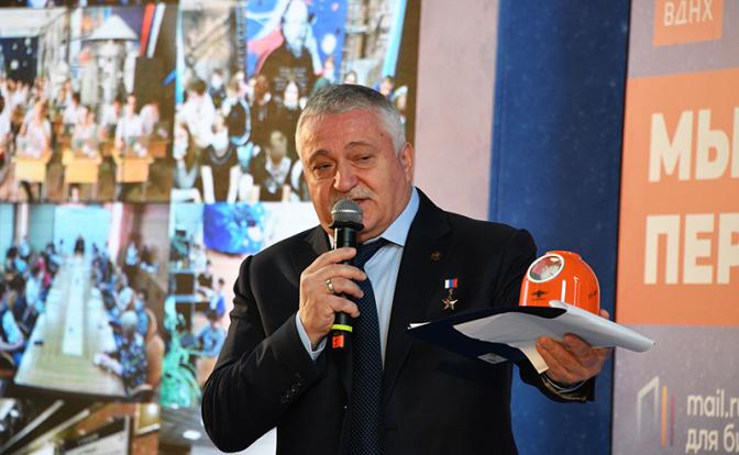 На фото: летчик-космонавт, Герой России Федор Юрчихин