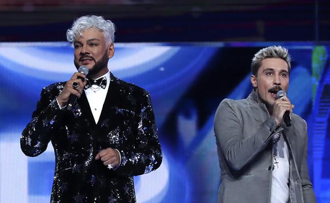 На фото (слева направо): певцы Филипп Киркоров, Дима Билан.