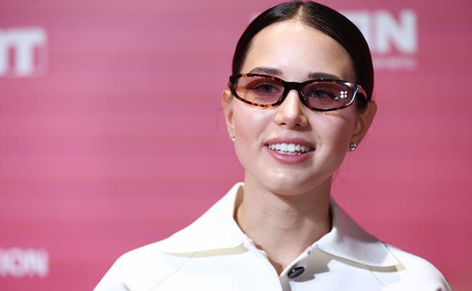 На фото: Аврора Киба