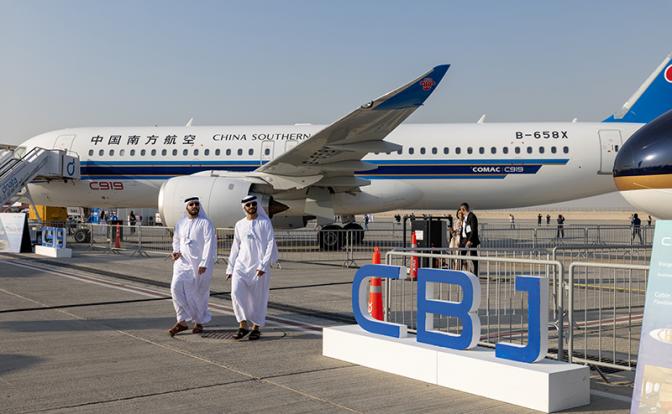 Золотые «лайнеры Си» летят из Пекина к российским олигархам