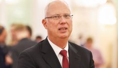 Дмитриев: Гаранты ЕС оплатят счета Украины, а евро и Euroclear пострадают