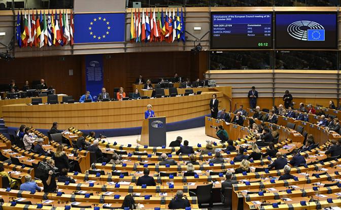 Европа скандалит из-за миллиардов Кремля: 7 стран не хотят идти по "воровской статье"