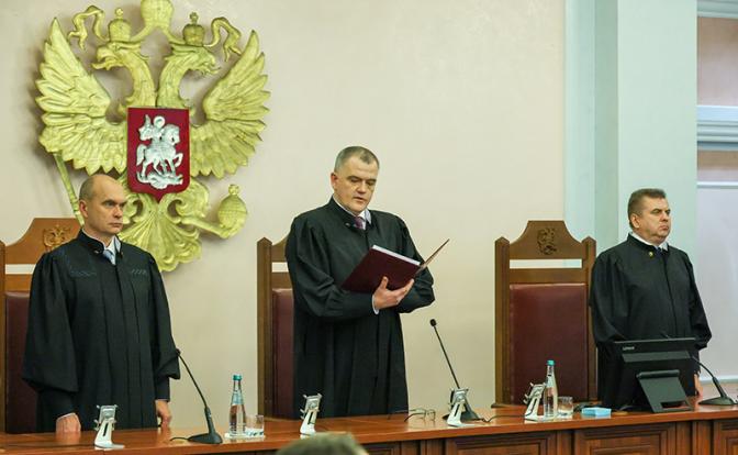 «Не бабушка-лохушка»: прописка внучки не спасет Долину от выселения из квартиры