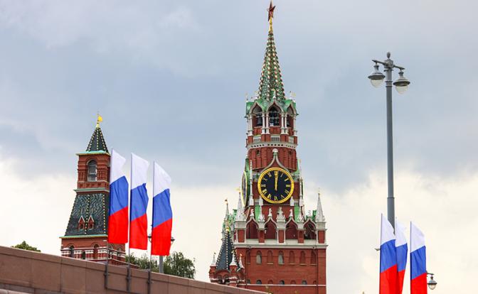 В Кремле представили официальный перевод слова «подсвинки» на английский