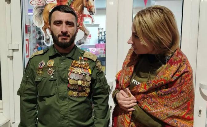 На фото: член Общественной палаты России Екатерина Колотовкина  рассказала о знакомстве с фальшивыми героями.