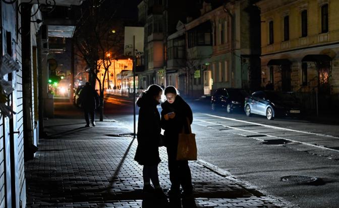 Почти полностью обесточены Ровенская, Тернопольская и Хмельницкая области Украины