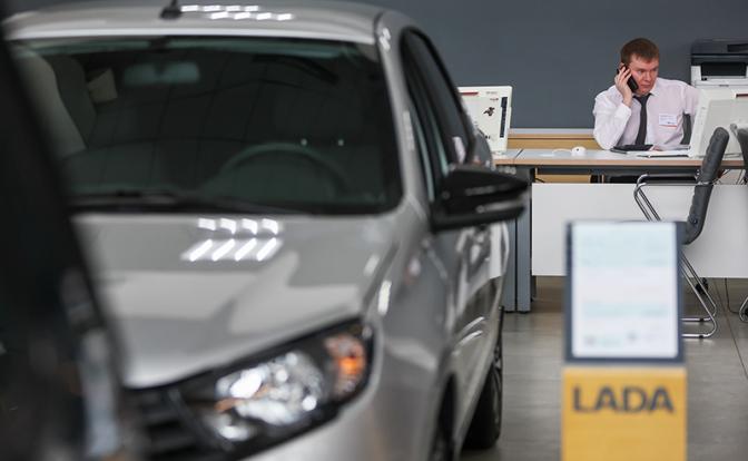 «Спираль смерти» АвтоВАЗа: Lada несется в пропасть, предлагая 1,5 млн за «ведро с болтами»