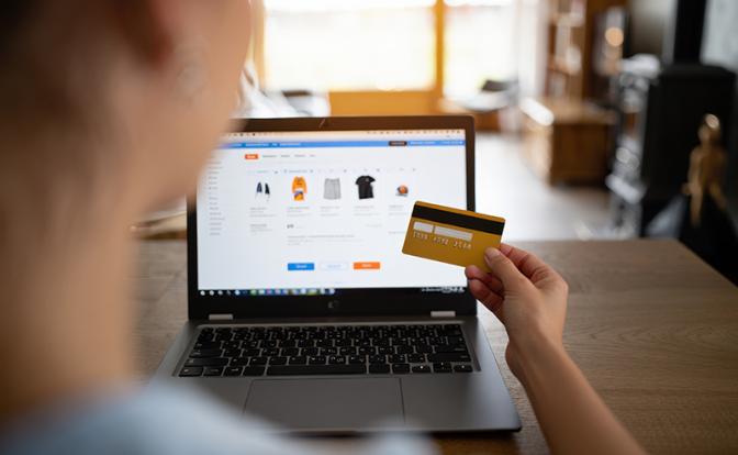 В России начали блокировать крупные покупки на маркетплейсах