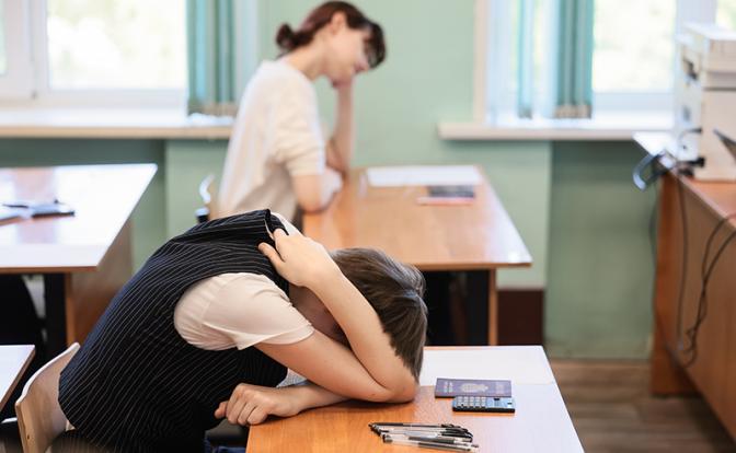 Сергей Комков - про "три веселых буквы": Институт репетиторства теперь виляет всей сферой образования, как хвост собакой