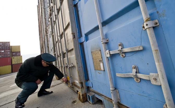 Мировой наркотранзит смещается в Россию с благословения США