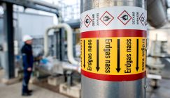 Газовые хранилища Европы пустеют: первыми начнут мёрзнуть Голландия, Германия и Франция