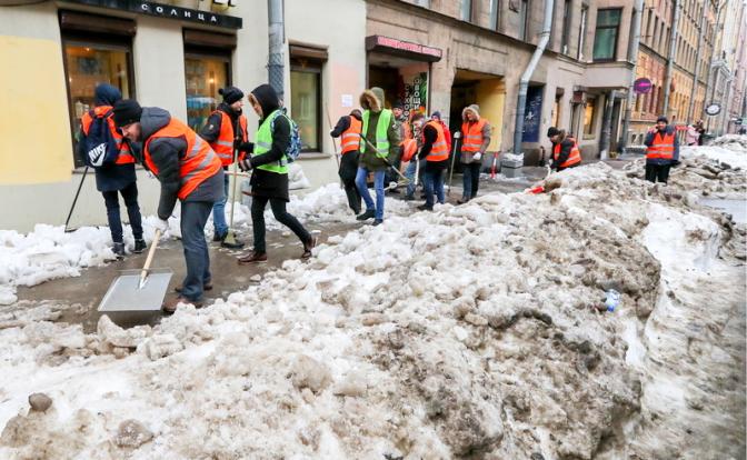 И о погоде в Санкт-Петербурге: Люблю тебя, сосулей град, в январский жуткий снегопад