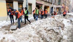 И о погоде в Санкт-Петербурге: Люблю тебя, сосулей град, в январский жуткий снегопад
