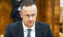 Сийярто: заявления Франции и Великобритании о войсках на Украине — это объявление войны России