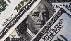 Курс доллара растет вместе с нефтью и золотом на фоне иранских новостей