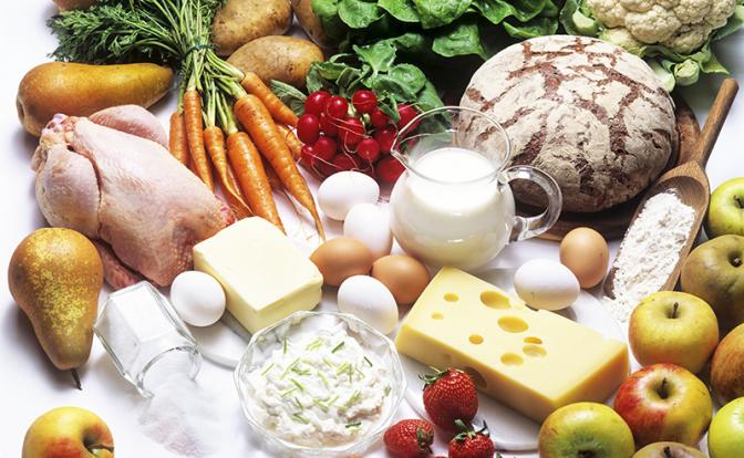 Врач назвал продукты, которые помогут зимой с витаминами A, B, C и E