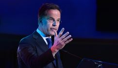 Рютте связал интерес к Гренландии с защитой Арктики от России