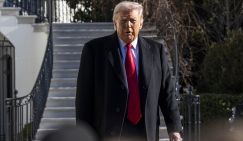 Враг народа №1: Иран в ответ на санкции и угрозы объявил «миротворца» Трампа убийцей