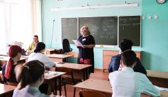 Василий Колташов: Зарплаты учителей можно повысить - и известно, где взять на это средства