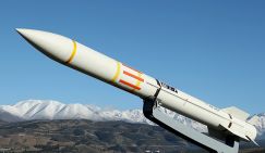 Шокированный Израиль обиделся на Иран: «Ведь гиперзвуком же врежут»