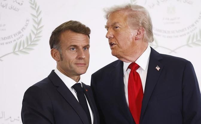 На фото: президент США Дональд Трамп (справа) и президент Франции Эмманюэль Макрон (слева).