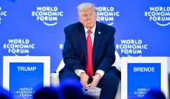 Гренландия – всё: Трамп посоветовал Дании забыть об острове и покуражился  над Швейцарией и ее часами