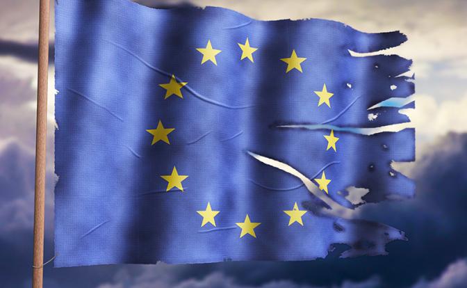 На грани вымирания: СМИ сравнили кризис ЕС с падением Западной Римской империи