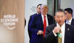 «Её убил Дональд Трамп». Давос похоронил американскую мечту Европы