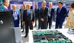 Гонка за нанометрами: Главными Электрониками России, пусть и микро, Путин назначил Мантурова и Фурсенко