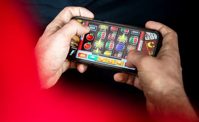 СМИ: Силуанов предложил Путину легализовать онлайн-казино