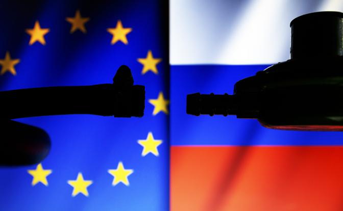 Каждая по иску: Стало известно, какие страны оспорят в суде запрет на импорт газа РФ