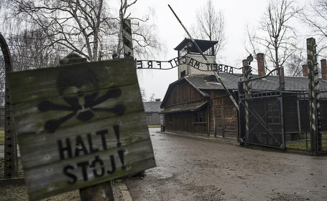 Ответ польскому хаму: «Этой песней в исполнении Магомаева надо начинать и заканчивать заседания ПАСЕ и НАТО»