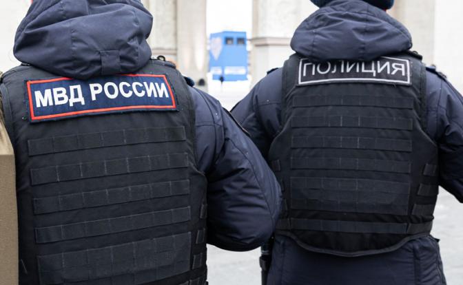 В центре Москвы устроили вооруженную потасовку: пострадали трое