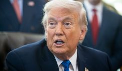 Трампа валят: Тайна публикации файлов Эпштейна может вести в Россию