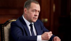 Медведев: Был морально готов нажать ядерную кнопку