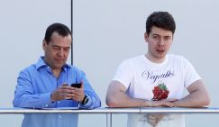 «Новое дворянство»: Дети начальства РФ захватывают командные посты в «ЕдРо» и везде